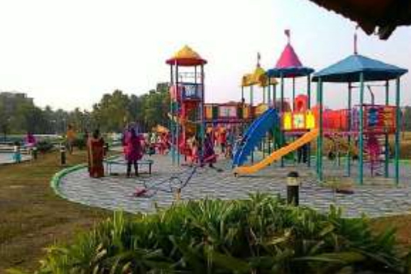 twin clarus Children's play area