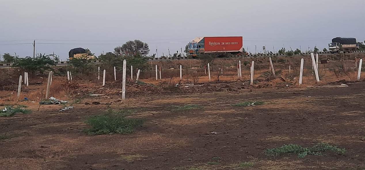  globals highway city Plot