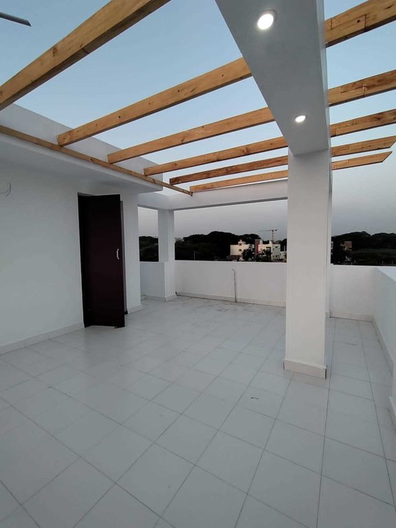  melpakkam villa Balcony