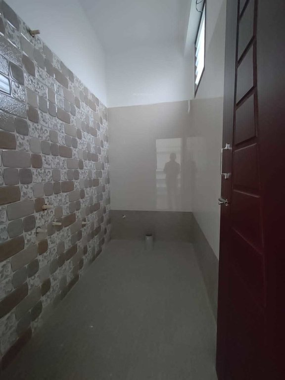  melpakkam villa Bathroom