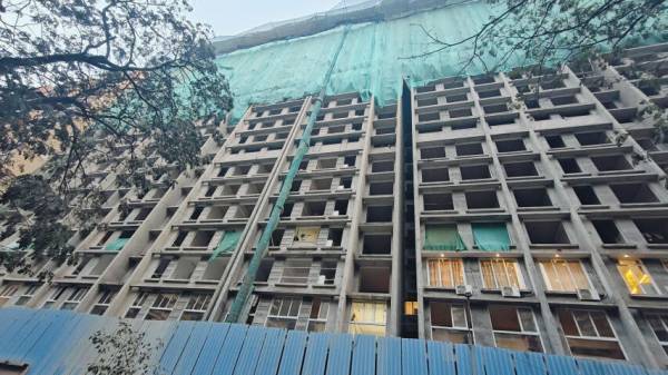 constructionStatus of Swastik Platinum