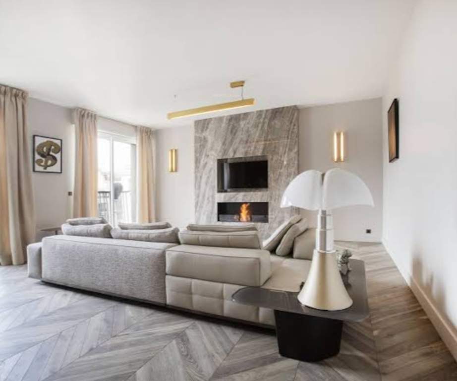  luxury floors Living Area