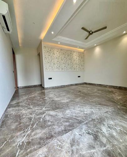  property-concept-luxury-builder-floor Bedroom