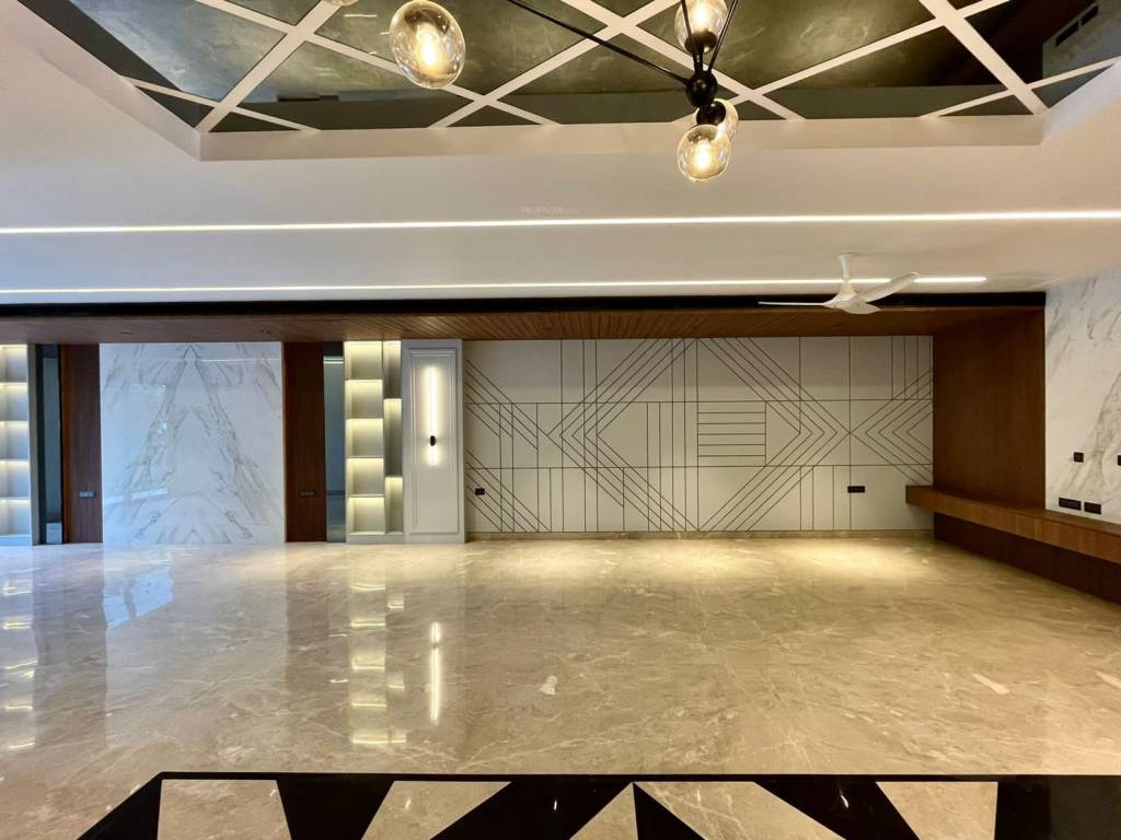  roseate 63 Living Area