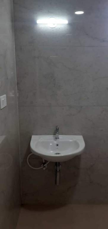  aradhra Bathroom