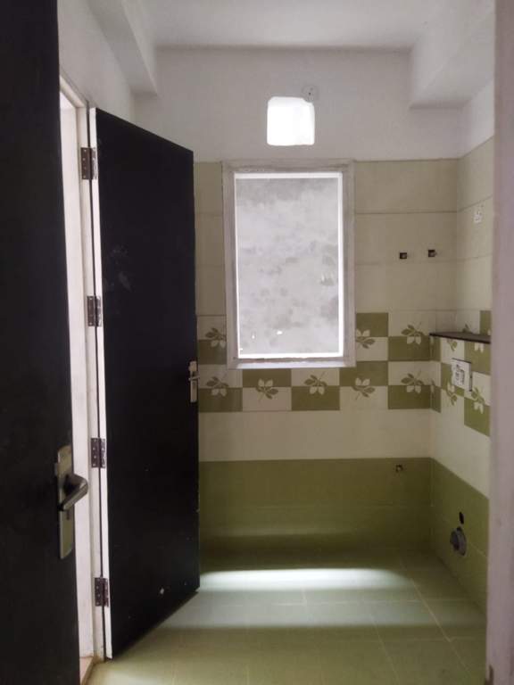  newly independent floor Bathroom