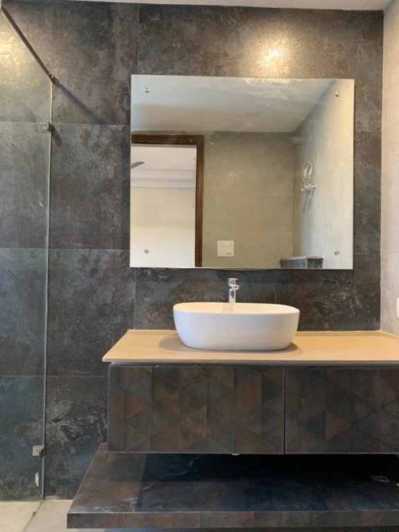  modern independent floor 27 Bathroom