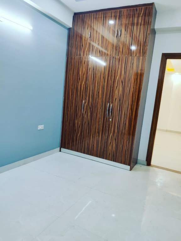  independent floor Living Area