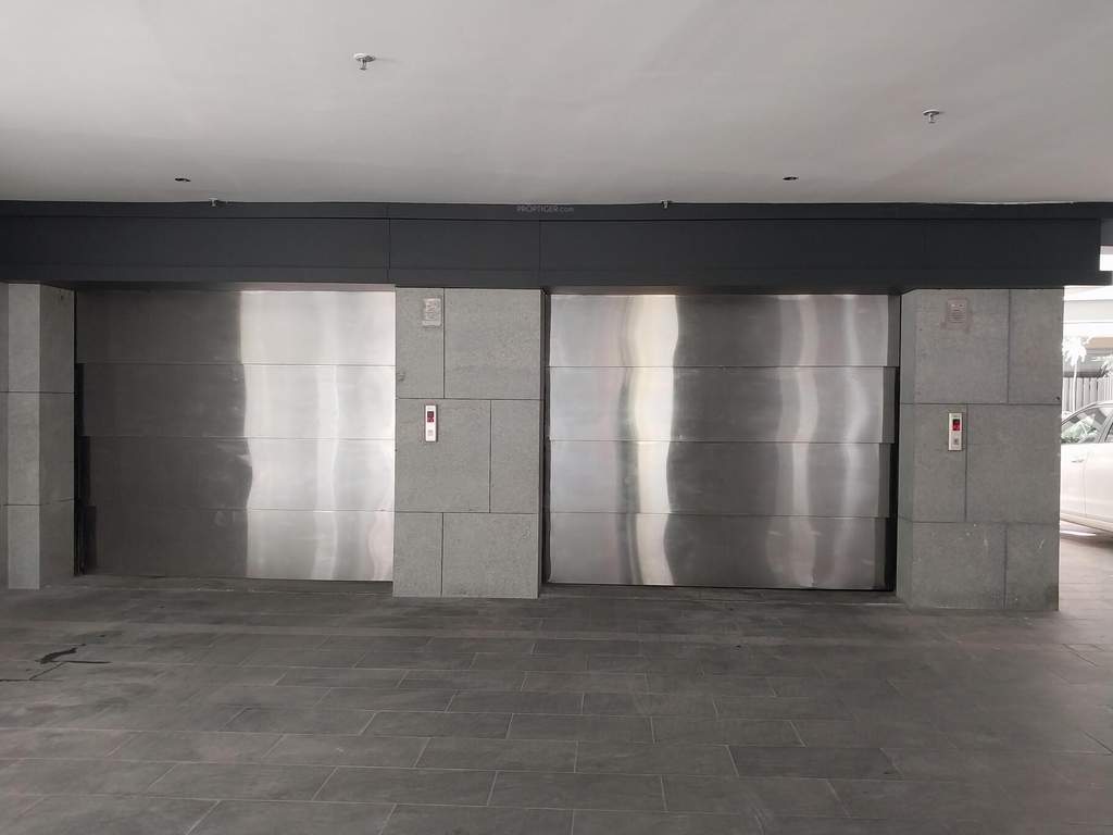  evergreen by s raheja Lift(s)