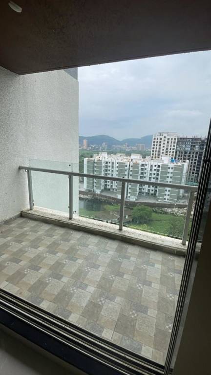  amber ellance Balcony