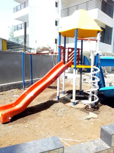  jp-symphony-bldg-no-5 Children's play area