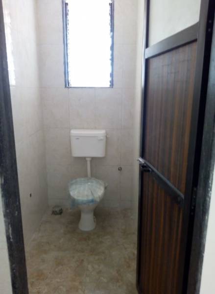  jp-symphony-bldg-no-5 Bathroom