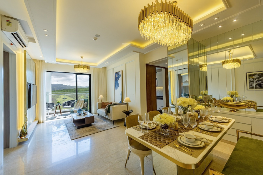  woods tower 8 Dining Area