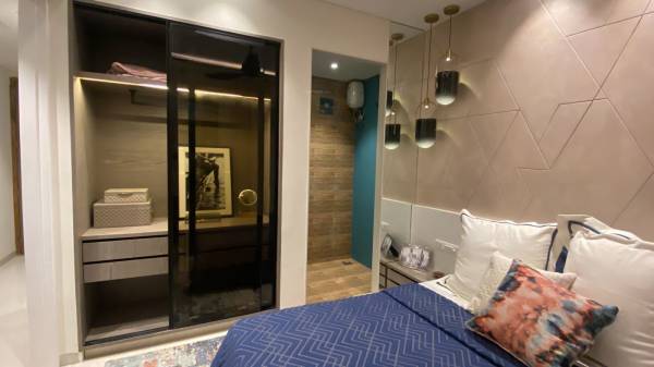  crown-kolshet-tower-3 Bedroom