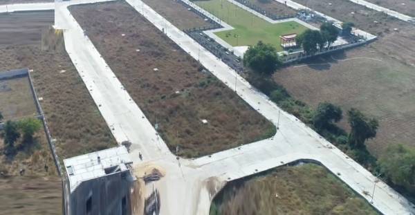 amenities of Mahalaxmi Nagar 23 Sector 1