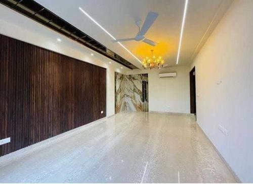  whitehousz-mayfield-garden-floors Living Area