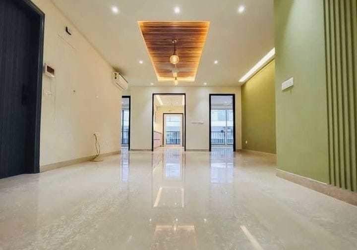  whitehousz mayfield garden floors Living Area