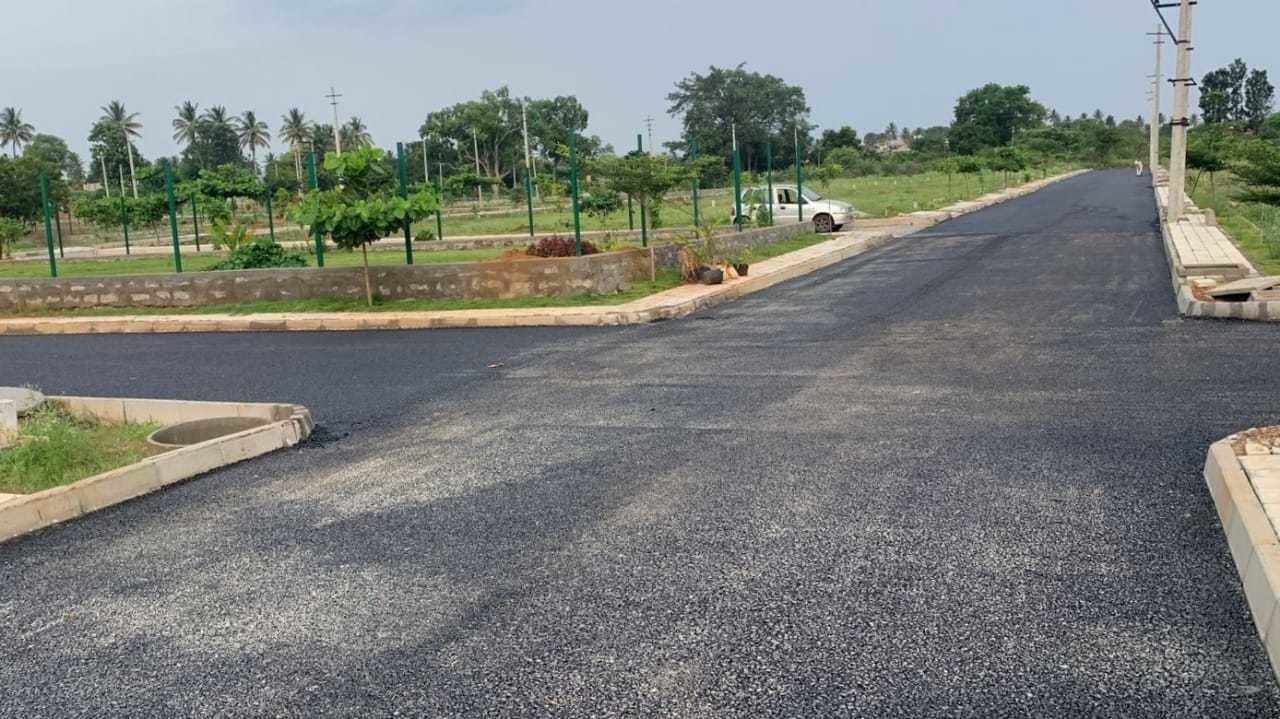  sri rama kuteera Plot