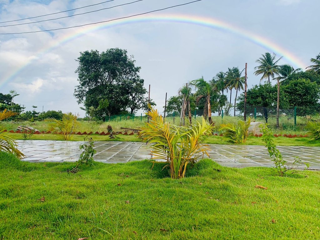  sri rama kuteera Plot