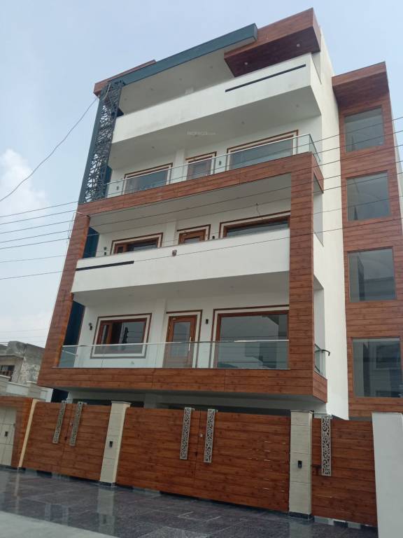 ultra luxurious floor Elevation