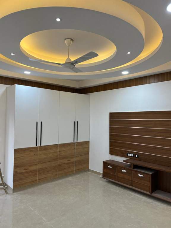 ultra luxurious floor Bedroom