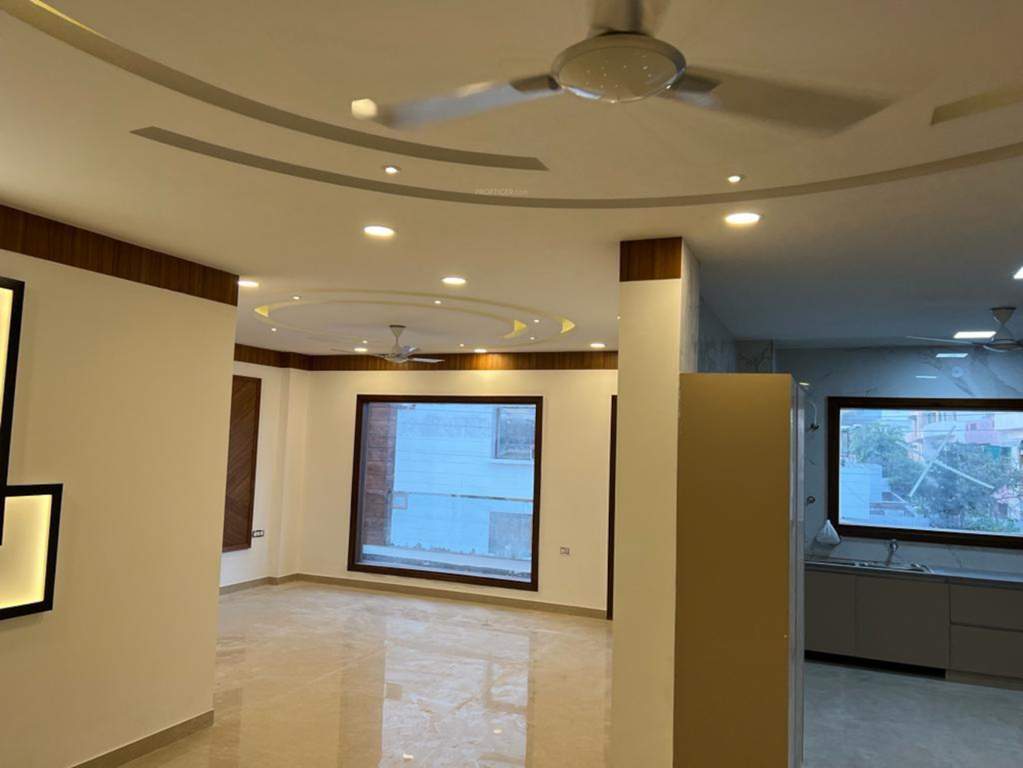 ultra luxurious floor Living Area