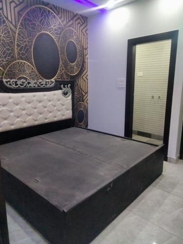  om-sai-metro-view-floors Bedroom