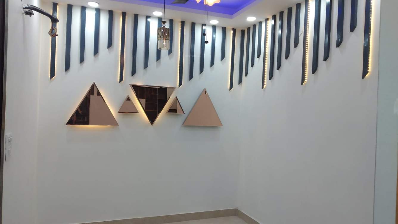  om sai affordable floors Living Area