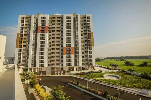 Elevation maple-sky-residences-at-navin-s-starwood-towers Elevation