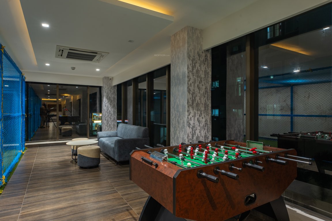  maple sky residences at navin s starwood towers Indoor Games