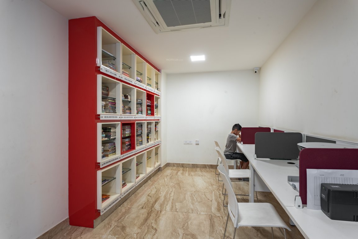  maple sky residences at navin s starwood towers Others