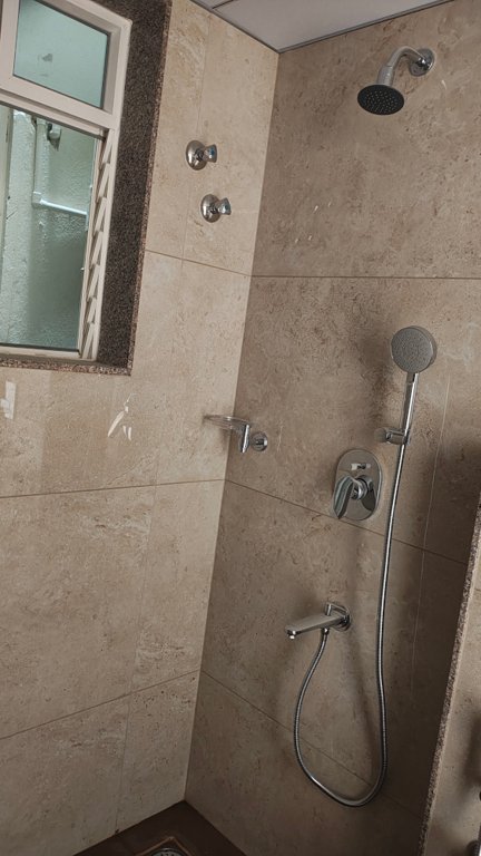  classique windchimes Bathroom