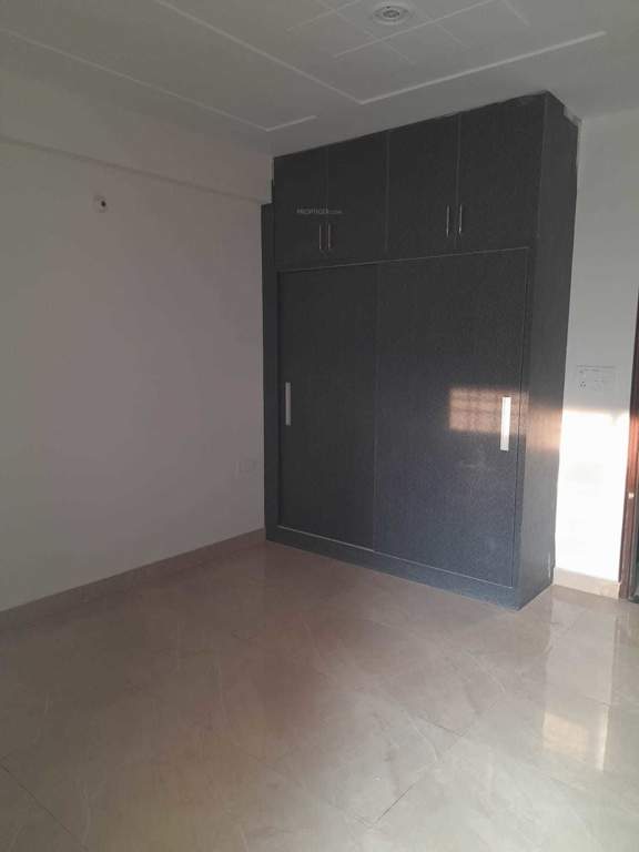  homes sector 4 cancon enclave gurgaon Bedroom