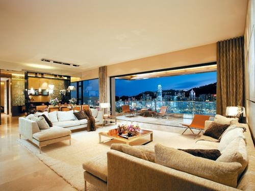  home-ultra-luxury-floors Living Area