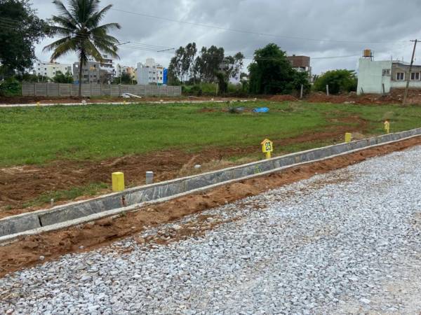 Elevation manya-enclave Elevation