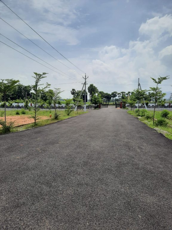  emerald avenue Plot