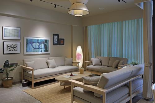  atmos-by-solaire Living Area