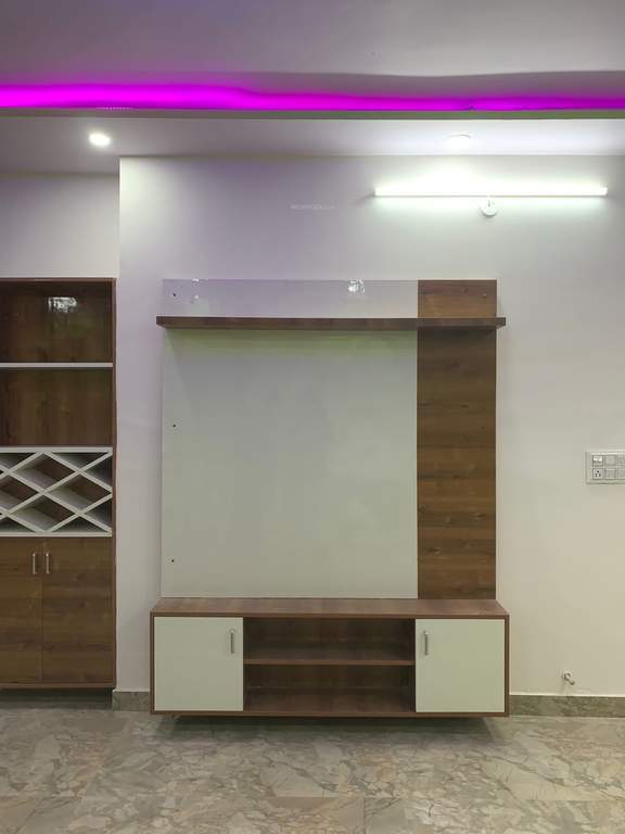  floors 1 Living Area