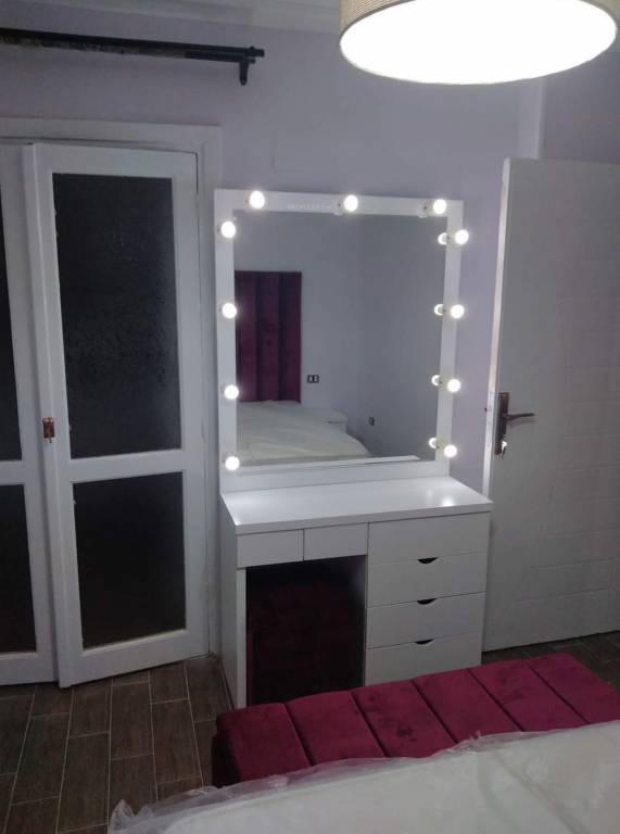  hometree Living Area