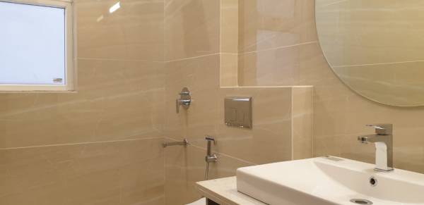  dlf-luxury-floors-1 Bathroom