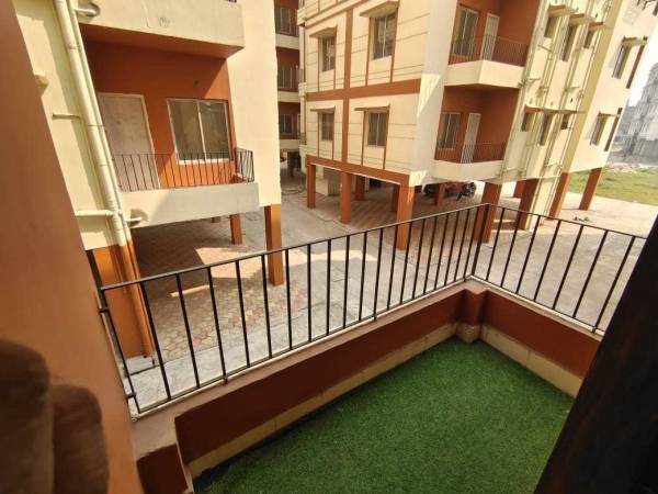  green-pailan-2 Balcony