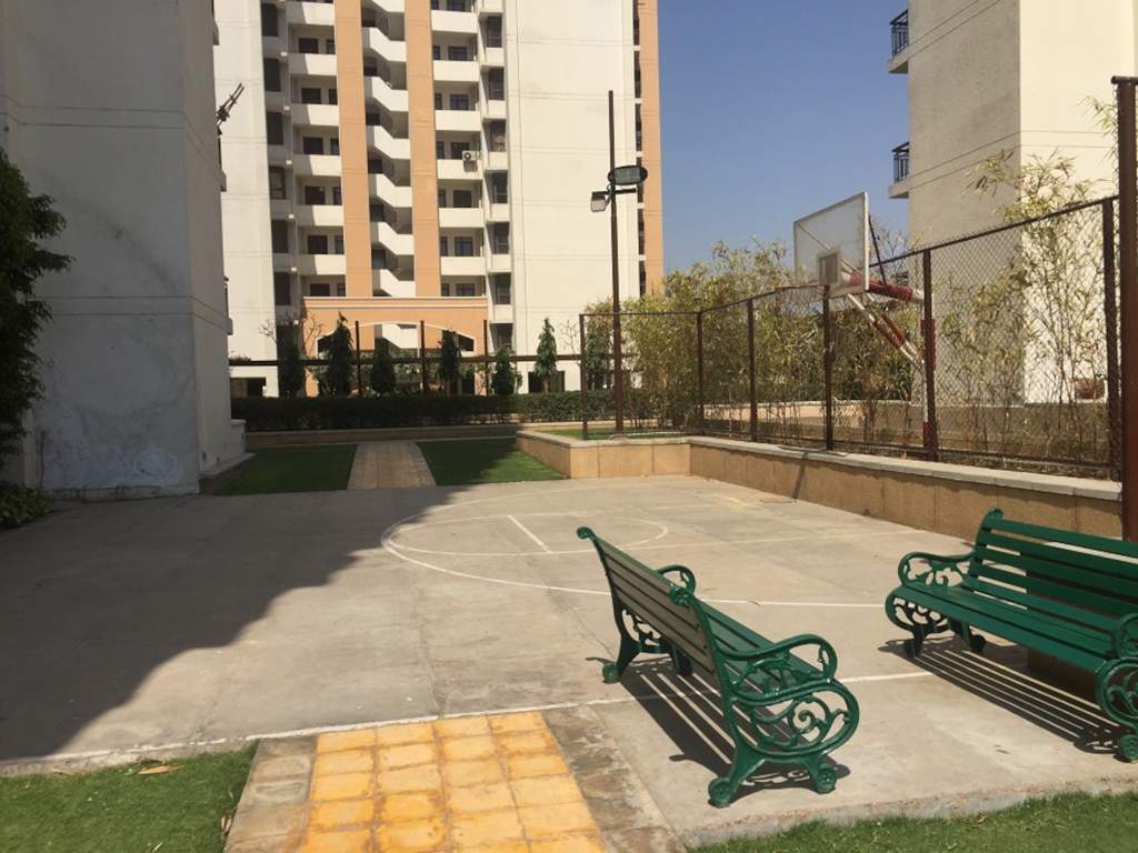  lavanya apartments tower 2 and 3 Basketball Court