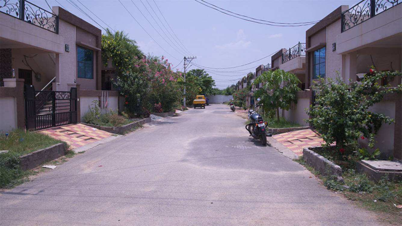  the central Internal Roads
