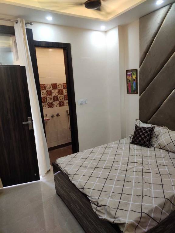  the pink arcade Bedroom