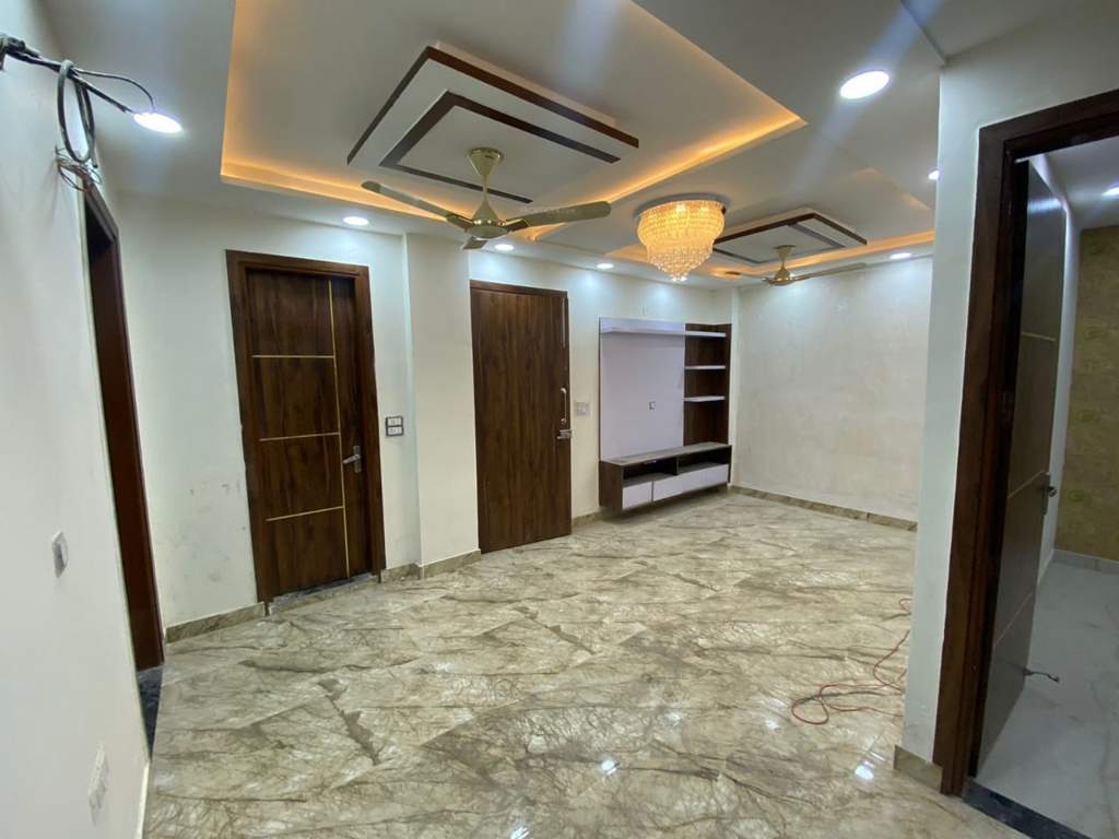  the platinum residece Living Area