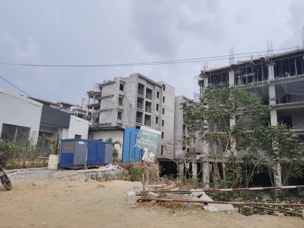 Tower 1 Construction Status May-24 hazen Tower 1 Construction Status May-24