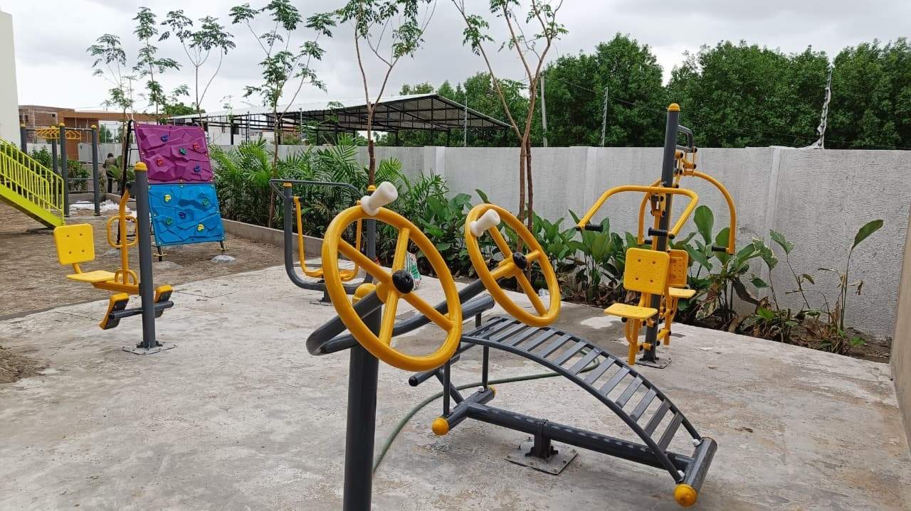  gardenia Children's play area