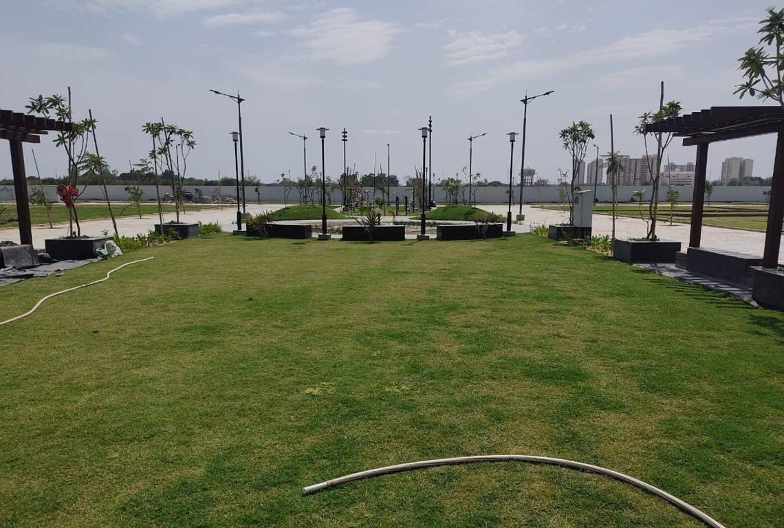  okas enclave Landscape Garden and Tree Planting