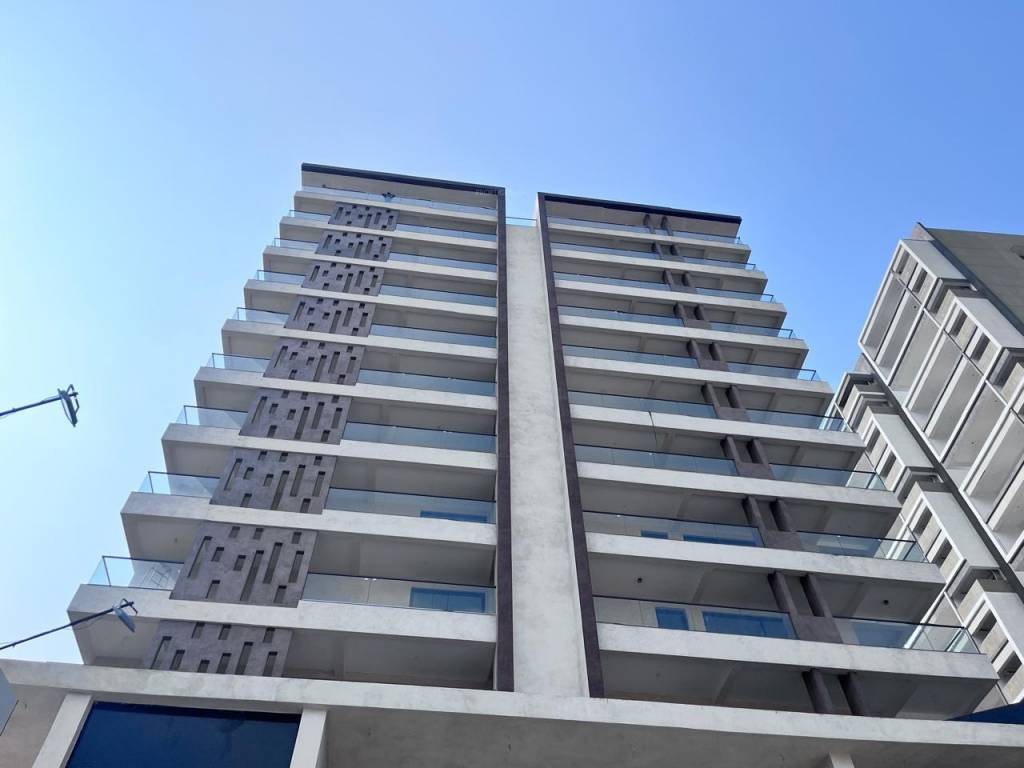 Luxurio 75 Residences