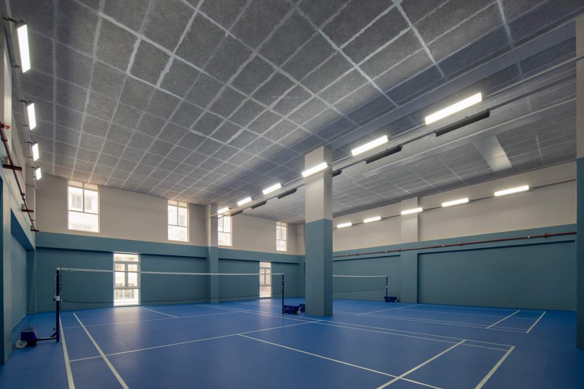  around the life Badminton Court